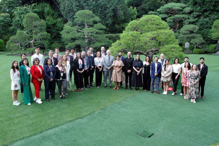 Directora FIUT UBO Fancy Rojas en Japón